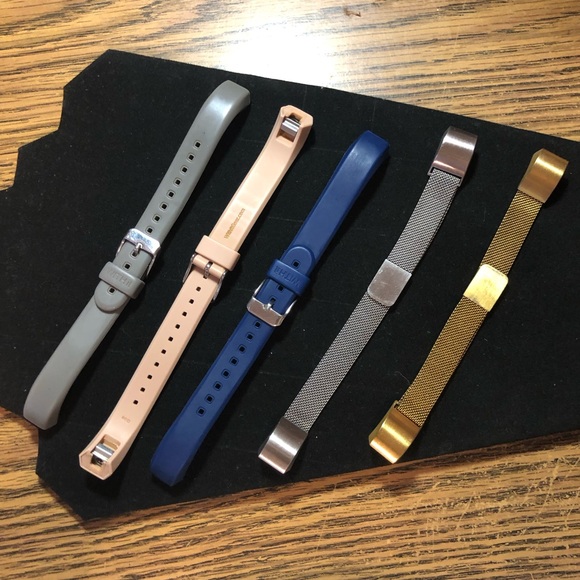 FINAL SALE- LEAVING CLOSET-NO FURTHER DISCOUNTS - Picture 1 of 6